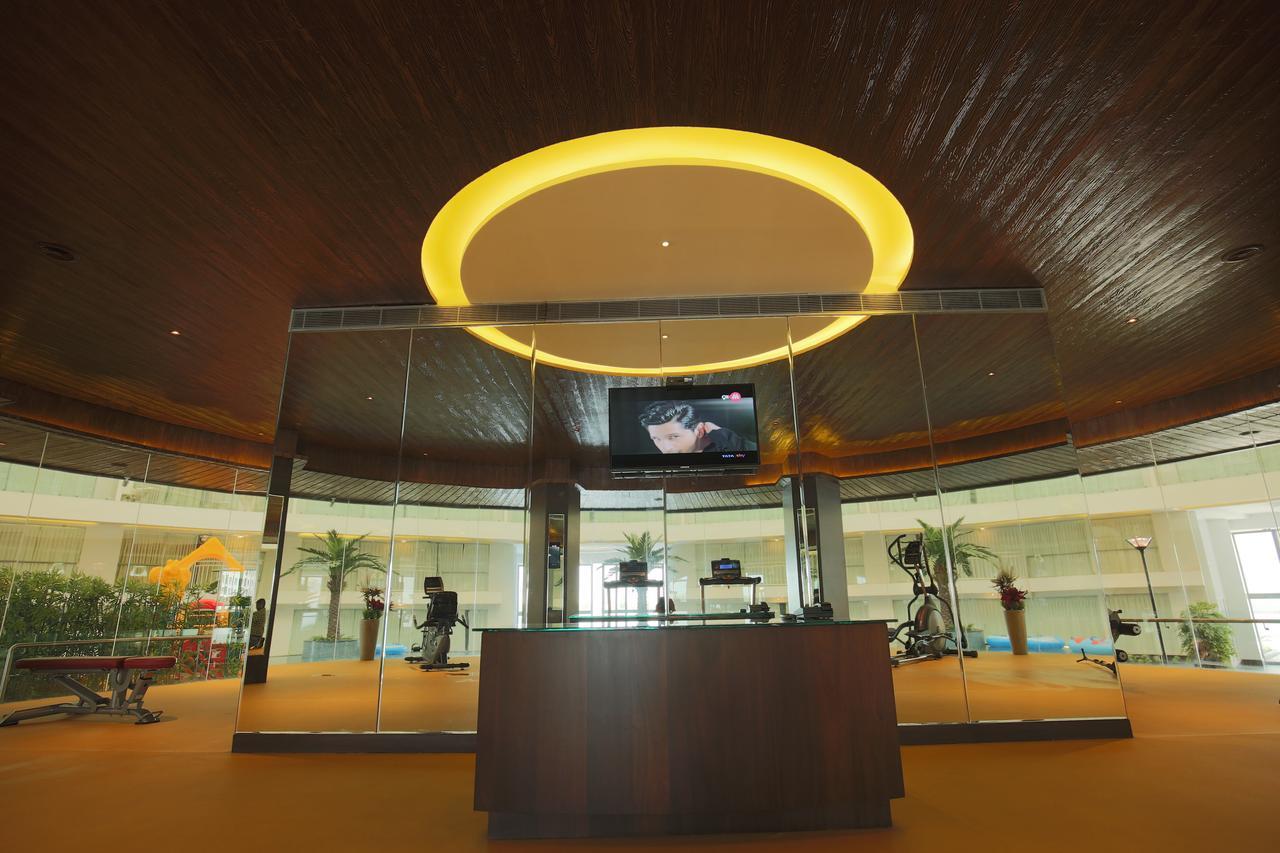Rajhans Belliza Service Apartment Surat Ngoại thất bức ảnh